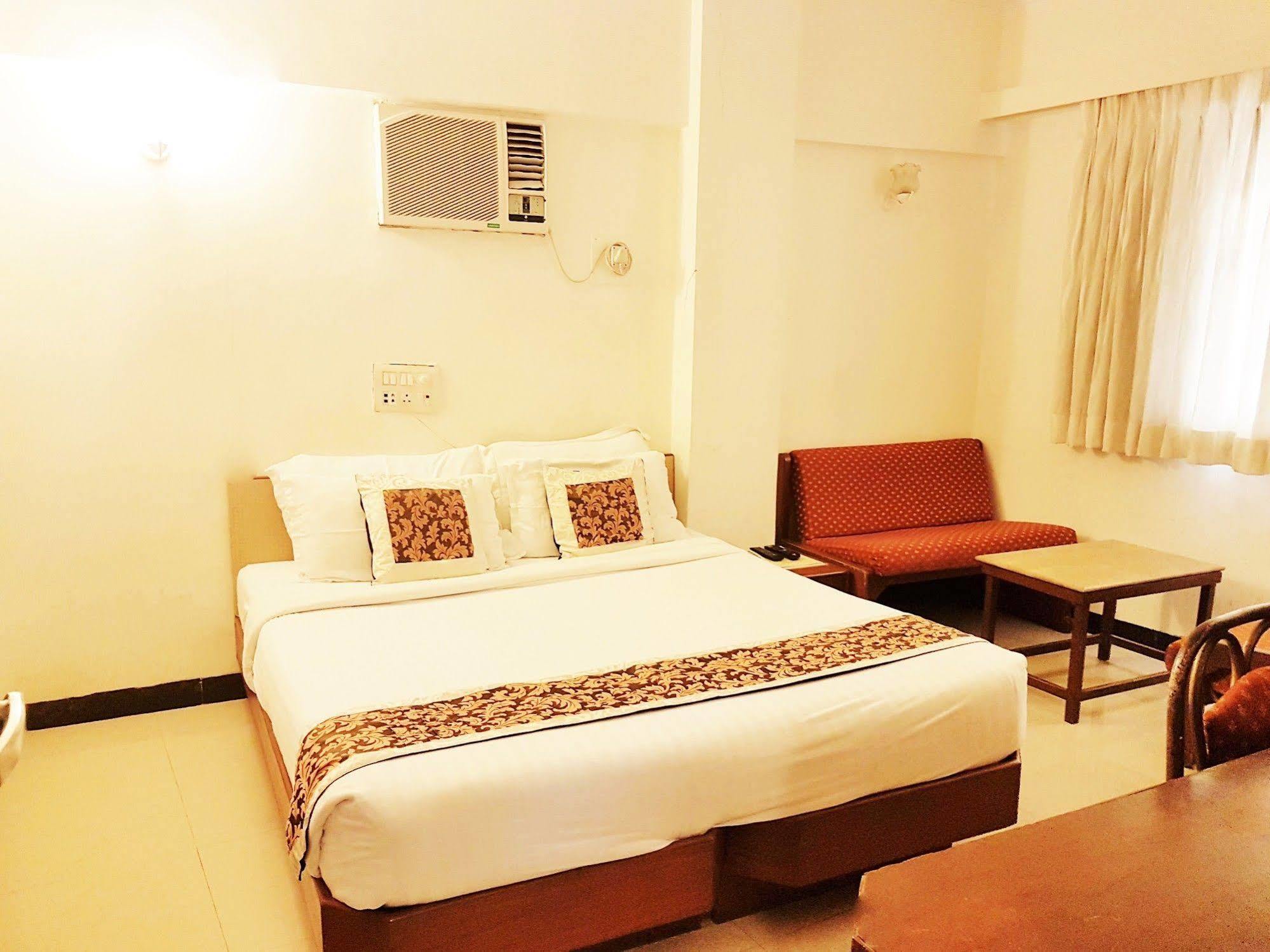 Atlantic 3* Bombay